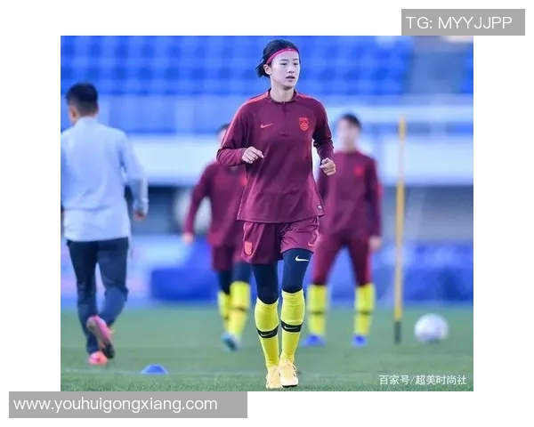 扎头发的足球明星们展现个性与风格的魅力之旅