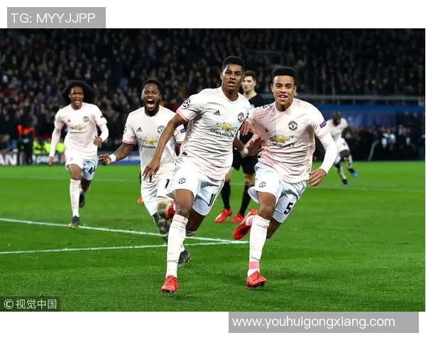 巴黎与曼联的对决究竟谁能成功晋级下一轮比赛分析